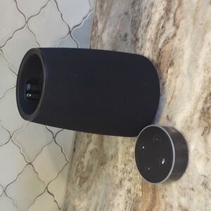 Amazon Echo Dot and Mokcao Speaker